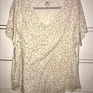 Evri everyday leopard tee